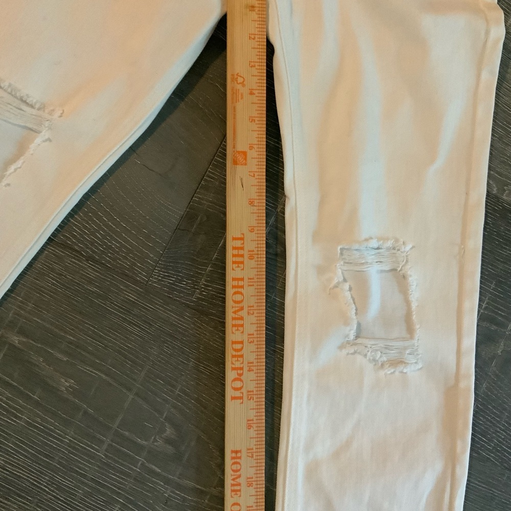 Women Shop Stevie size 28 distressed white jeans. - Picture 6 of 8